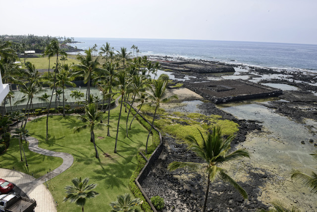 Beach Resort's demolition begins