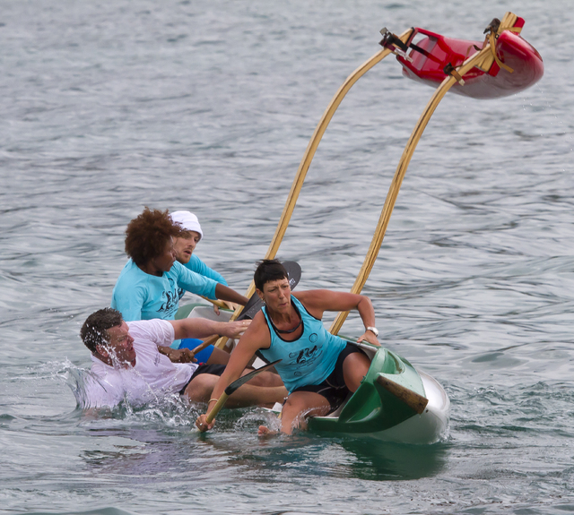 Queen Lili’uokalani Long Distance Outrigger Canoe Races Paddlers