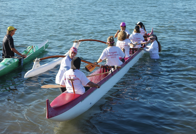 4802026_web1_Pat-with-group-heads-out-for-a-peaceful-paddle2017121191026189.jpg