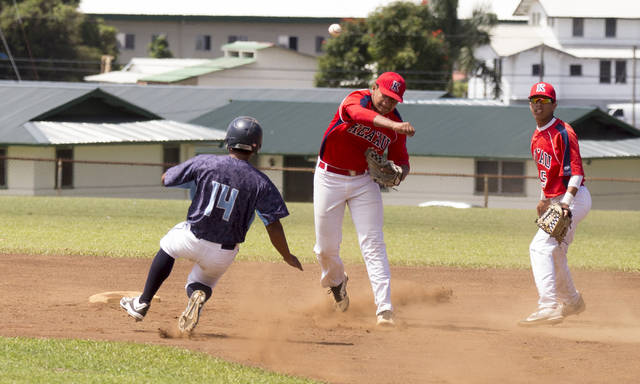 5181430_web1_Waiakea_vs_Keaau_Baseball_3.jpg