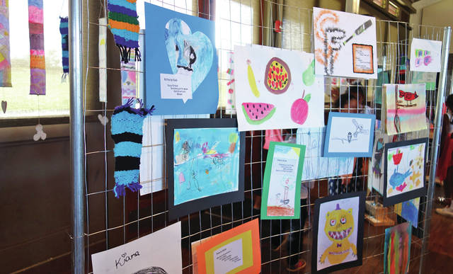 5697475_web1_Children-s-art-is-displayed-at-Kahilu-Town-Hall-during-the-event2017726131731753.jpg
