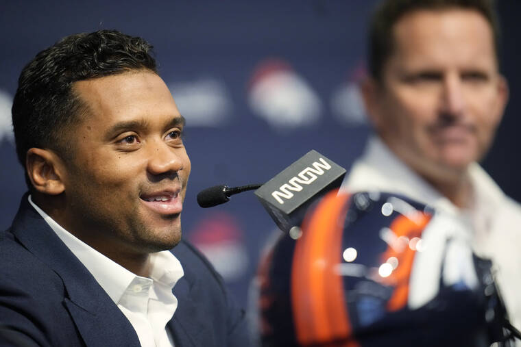 NFL on X: Broncos, QB Russell Wilson agree to terms on a 5-year