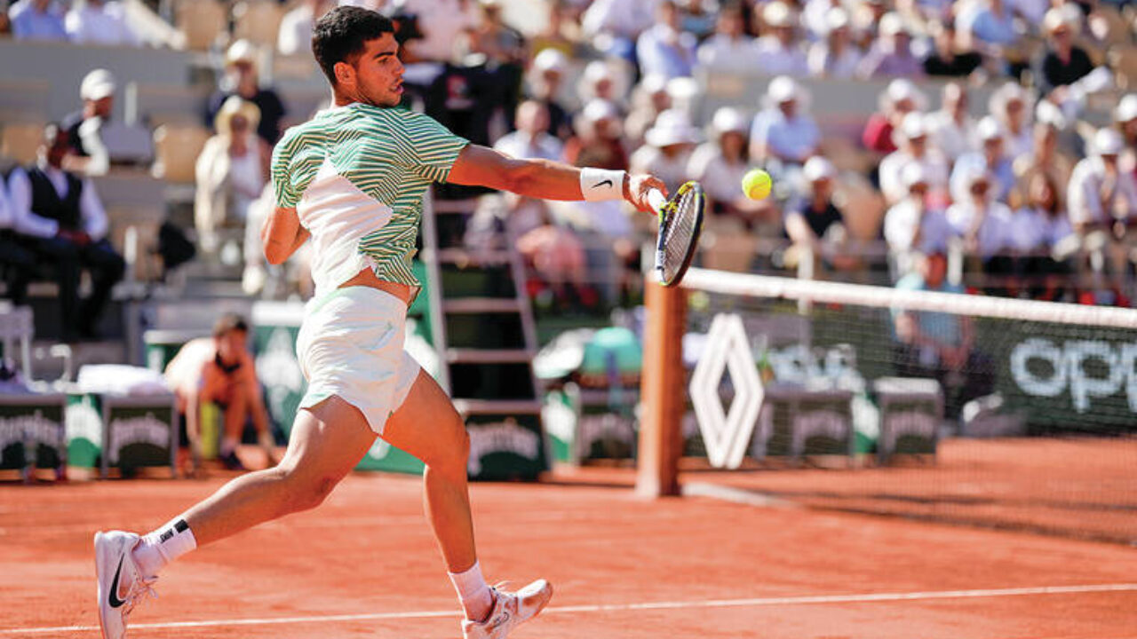 Carlos Alcaraz likes to watch replays of his best shots, faces Stefanos Tsitsipas at French Open